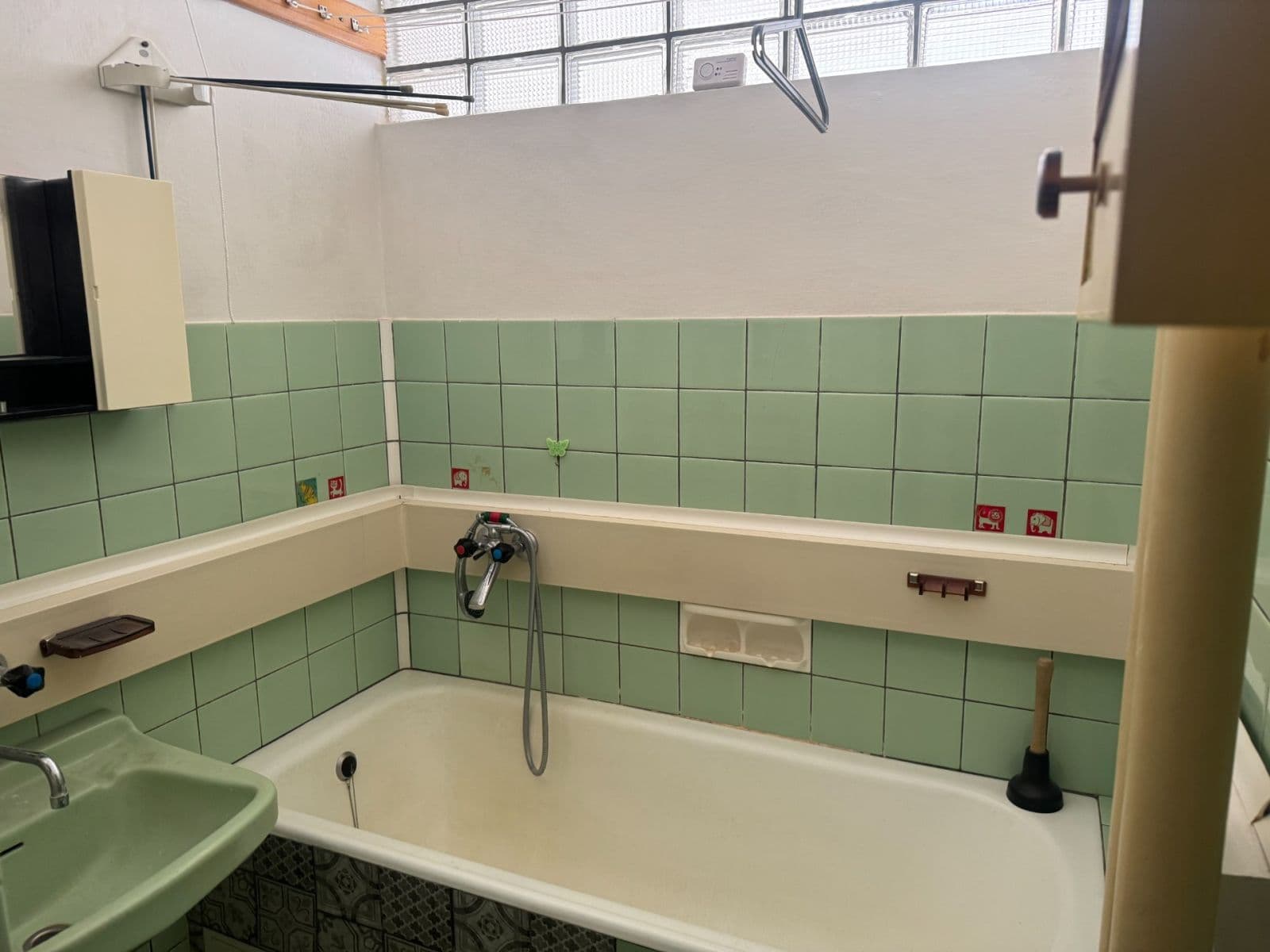Pronájem bytu 3+1 72 m², Brožíkova, Plzeň, Plzeňský kraj Pronájem bytu 3+1 72 m², Brožíkova, Plzeň, Plzeňský kraj