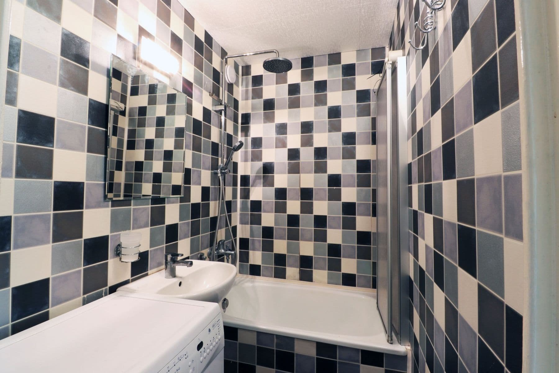 Pronájem bytu 2+kk 43 m², Tovární, Beroun, Středočeský kraj Pronájem bytu 2+kk 43 m², Tovární, Beroun, Středočeský kraj