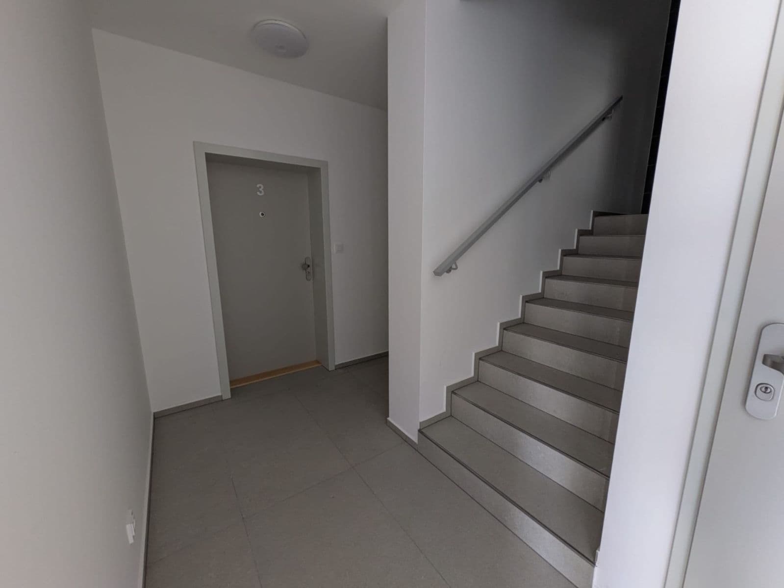 Pronájem bytu 2+kk 47 m², Zahradní, Bzenec, Jihomoravský kraj Pronájem bytu 2+kk 47 m², Zahradní, Bzenec, Jihomoravský kraj