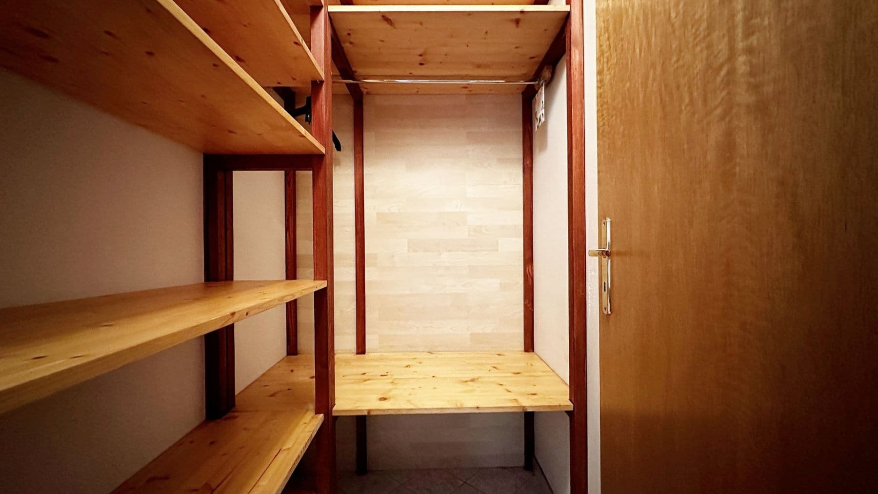 Pronájem bytu 3+kk 96 m², K viaduktu, Praha, Praha Pronájem bytu 3+kk 96 m², K viaduktu, Praha, Praha