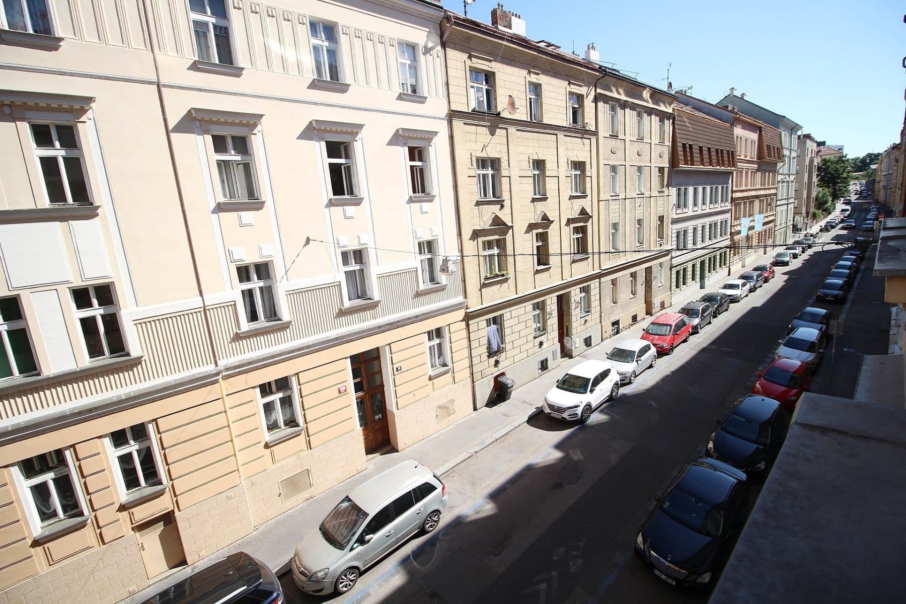 Pronájem bytu 1+1 47 m², Grafická, Praha, Praha Pronájem bytu 1+1 47 m², Grafická, Praha, Praha