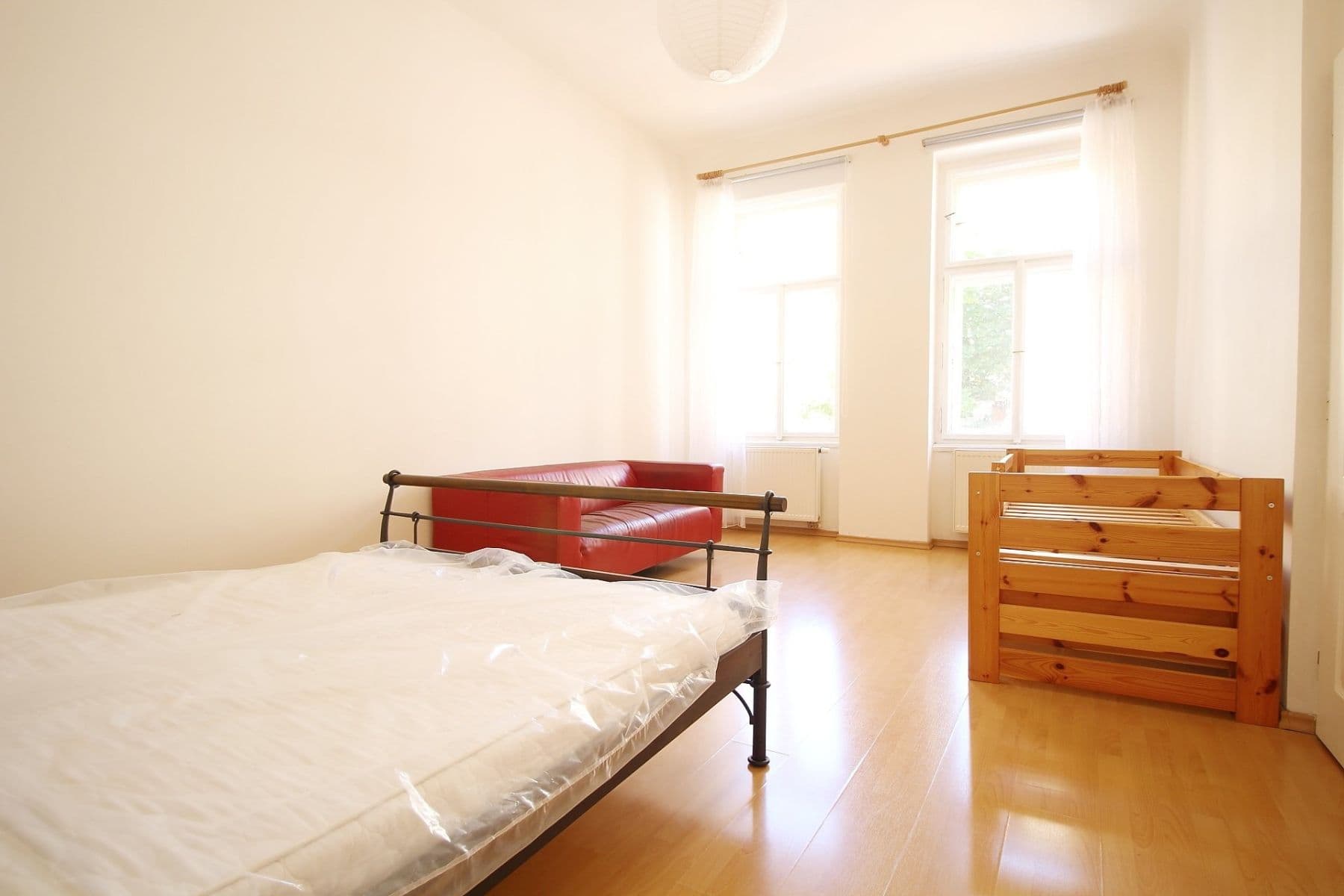 Pronájem bytu 1+1 47 m², Grafická, Praha, Praha Pronájem bytu 1+1 47 m², Grafická, Praha, Praha