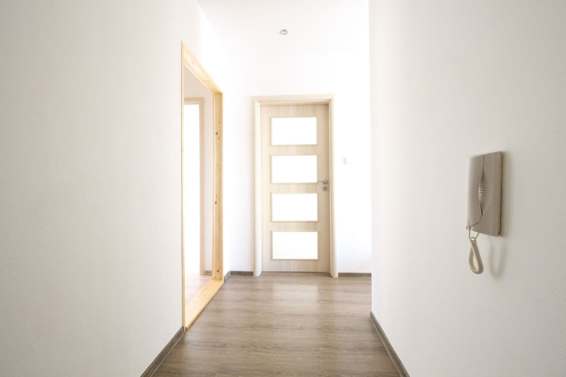 Pronájem bytu 2+1 62 m², Vnoučkova, Praha, Praha Pronájem bytu 2+1 62 m², Vnoučkova, Praha, Praha
