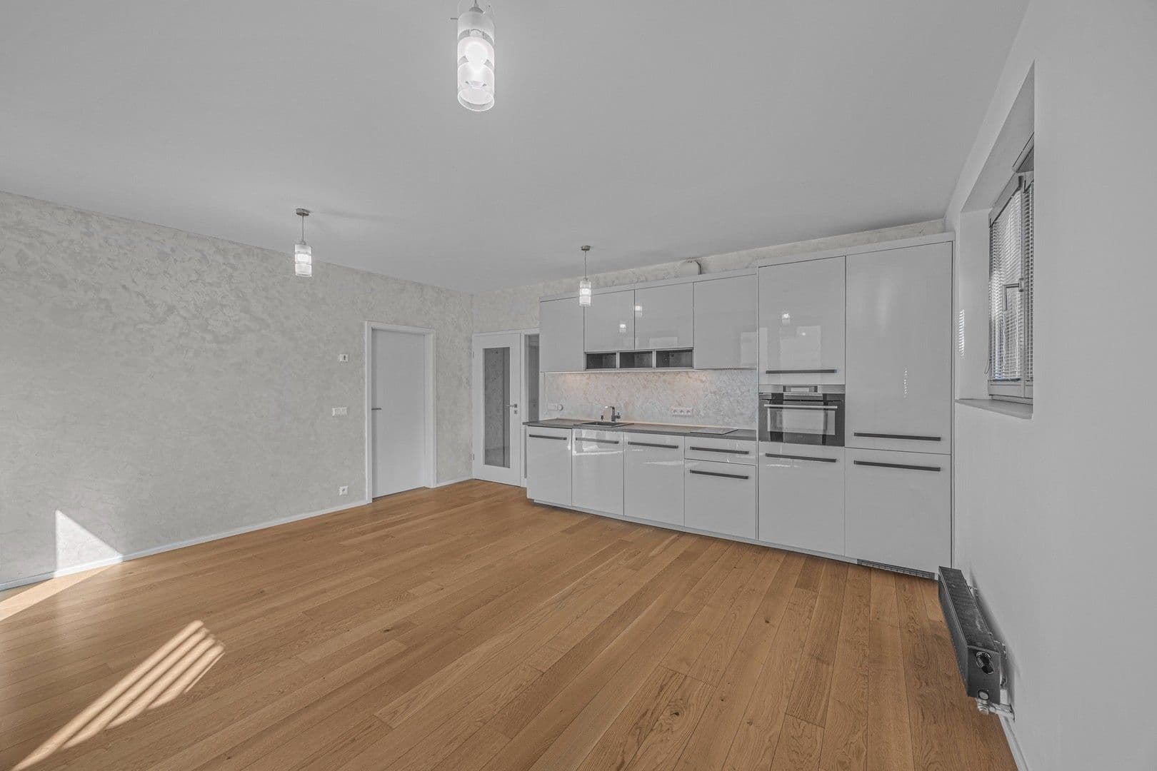 Pronájem bytu 2+kk 50 m², Altajská, Praha, Praha Pronájem bytu 2+kk 50 m², Altajská, Praha, Praha