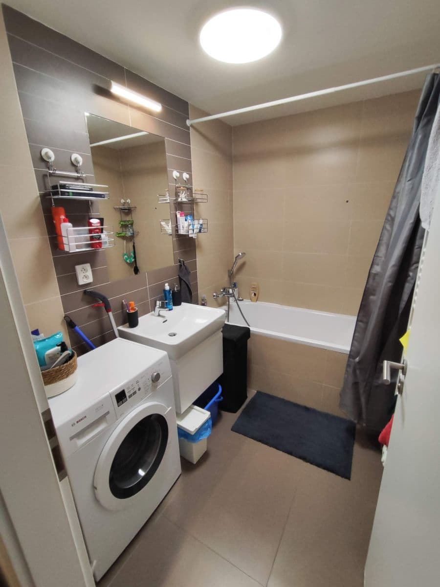 Pronájem bytu 2+kk 56 m², Hartigova, Praha, Praha Pronájem bytu 2+kk 56 m², Hartigova, Praha, Praha