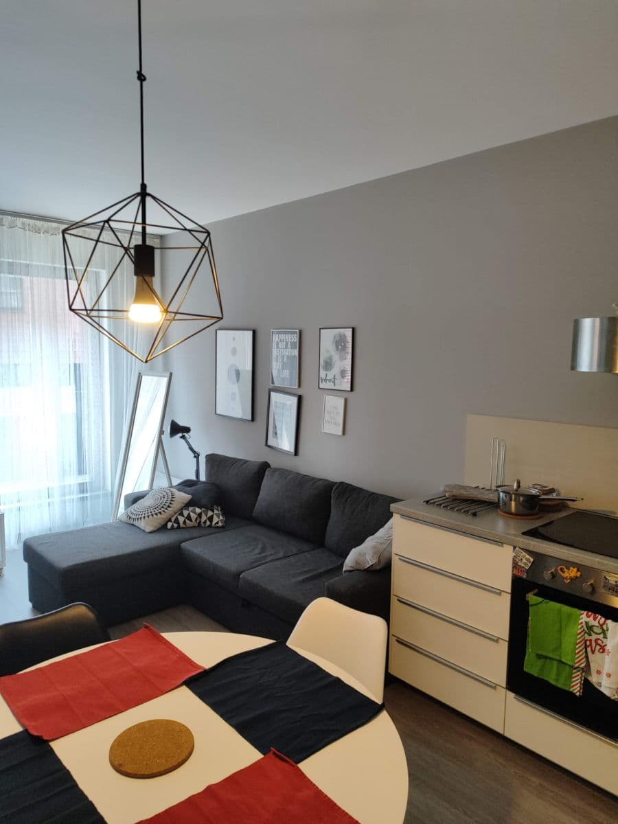 Pronájem bytu 2+kk 56 m², Hartigova, Praha, Praha Pronájem bytu 2+kk 56 m², Hartigova, Praha, Praha