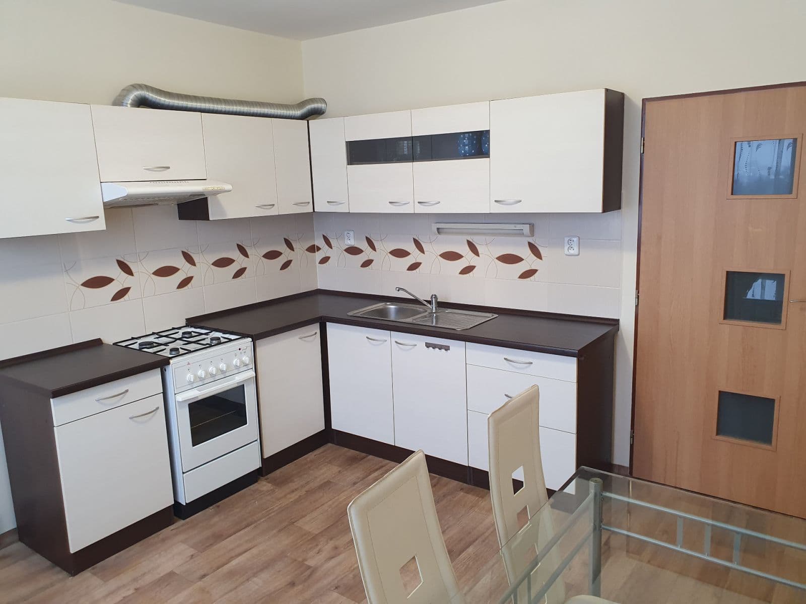 Pronájem bytu 1+1 36 m², Macháčkova, Plzeň, Plzeňský kraj Pronájem bytu 1+1 36 m², Macháčkova, Plzeň, Plzeňský kraj
