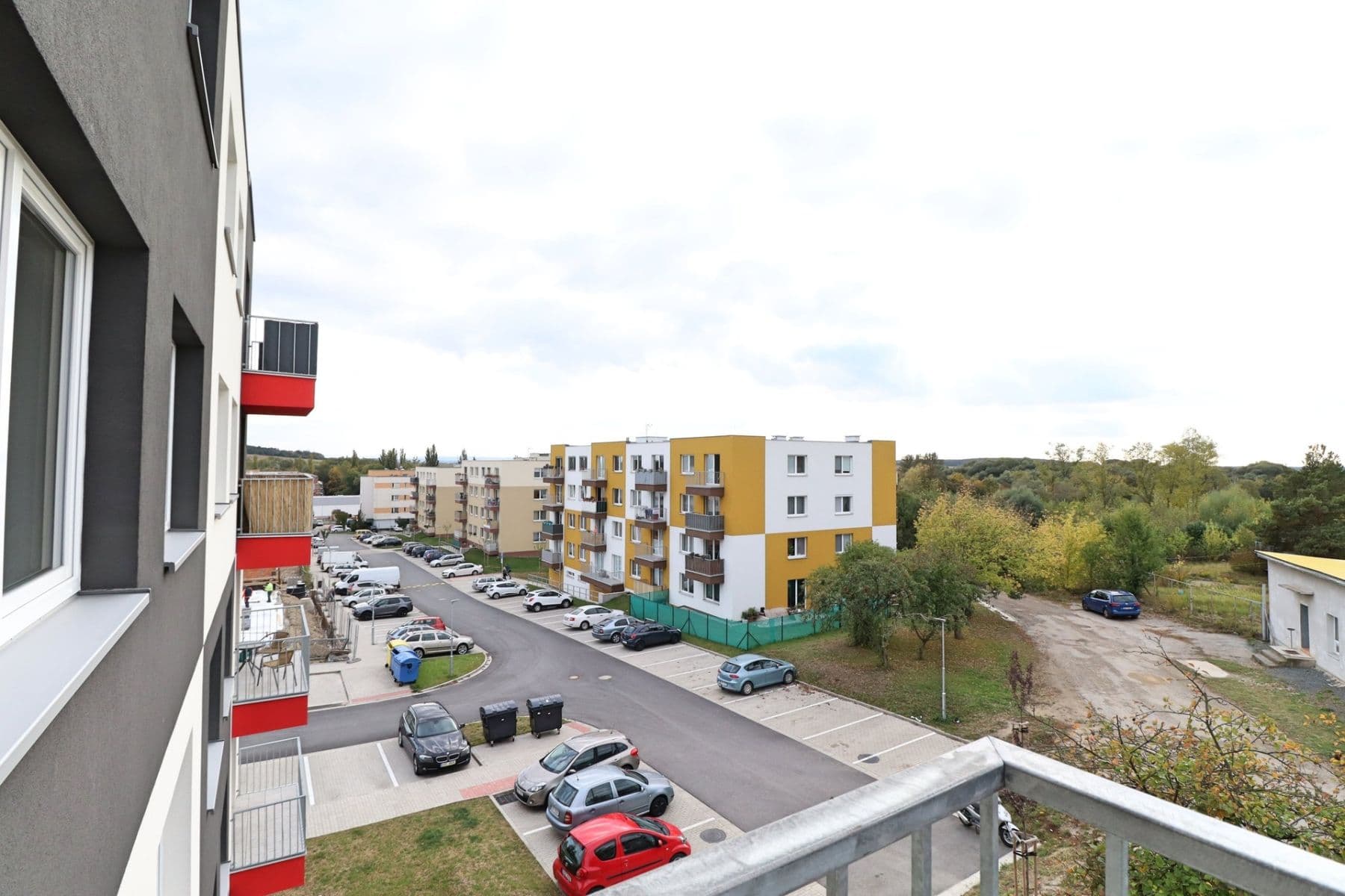 Pronájem bytu 3+kk 75 m², Armádní, Milovice, Středočeský kraj Pronájem bytu 3+kk 75 m², Armádní, Milovice, Středočeský kraj