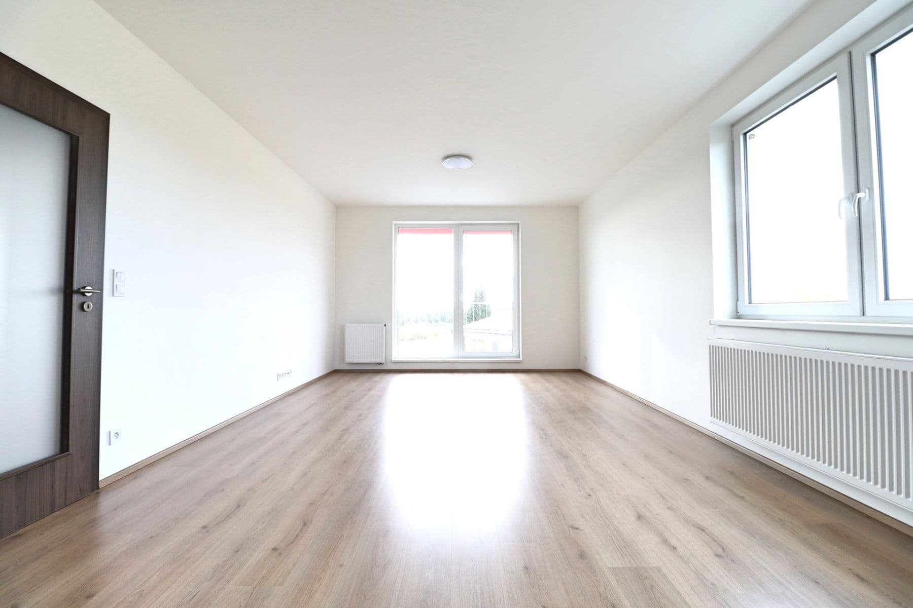 Pronájem bytu 3+kk 75 m², Armádní, Milovice, Středočeský kraj Pronájem bytu 3+kk 75 m², Armádní, Milovice, Středočeský kraj