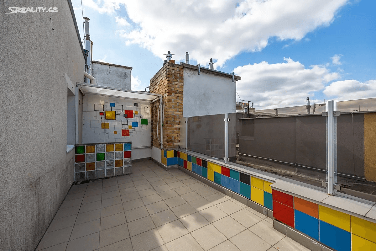 Pronájem bytu 1+kk 27 m², U Gymnázia, Praha, Praha Pronájem bytu 1+kk 27 m², U Gymnázia, Praha, Praha