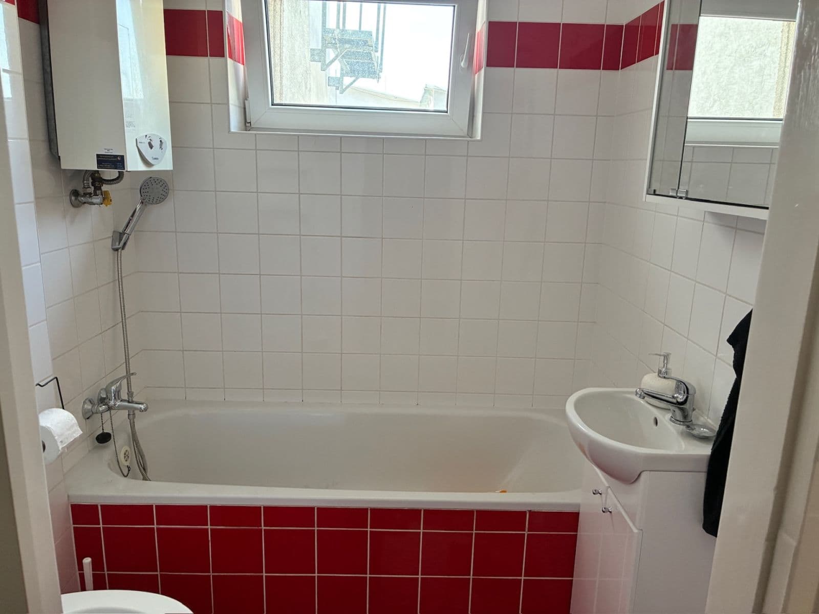 Pronájem bytu 1+kk 27 m², U Gymnázia, Praha, Praha Pronájem bytu 1+kk 27 m², U Gymnázia, Praha, Praha