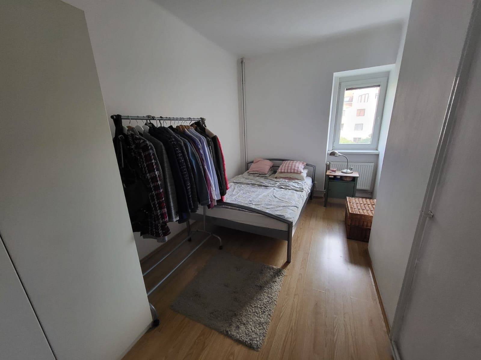 Pronájem bytu 2+kk 45 m², Mojmírovo náměstí, Brno, Jihomoravský kraj Pronájem bytu 2+kk 45 m², Mojmírovo náměstí, Brno, Jihomoravský kraj