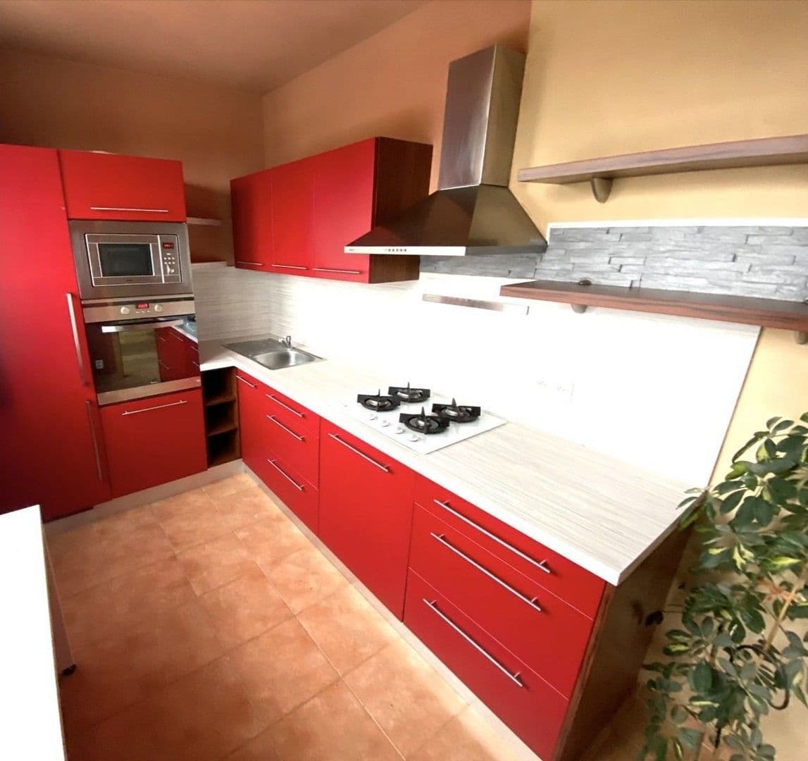 Pronájem bytu 2+1 53 m², Pod Vrchem, Plzeň, Plzeňský kraj Pronájem bytu 2+1 53 m², Pod Vrchem, Plzeň, Plzeňský kraj