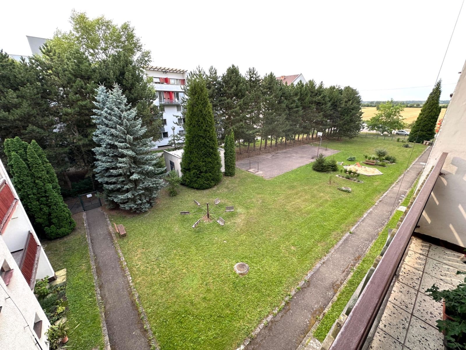 Pronájem bytu 3+kk 86 m², Moučná, Poděbrady, Středočeský kraj Pronájem bytu 3+kk 86 m², Moučná, Poděbrady, Středočeský kraj