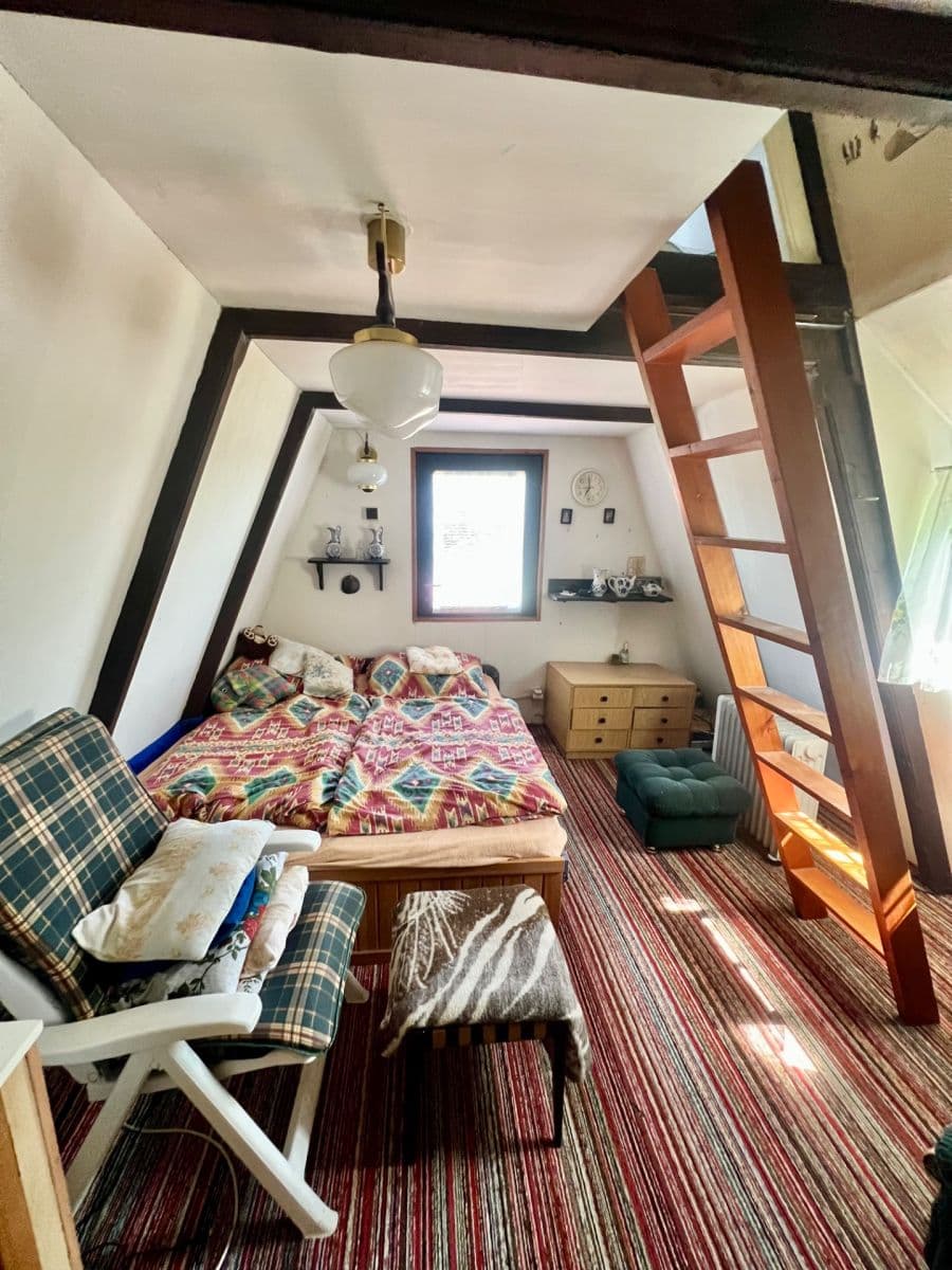 Prodej chaty, chalupy 18 m², pozemek 695 m², Mnichovice, Středočeský kraj Prodej chaty, chalupy 18 m², pozemek 695 m², Mnichovice, Středočeský kraj