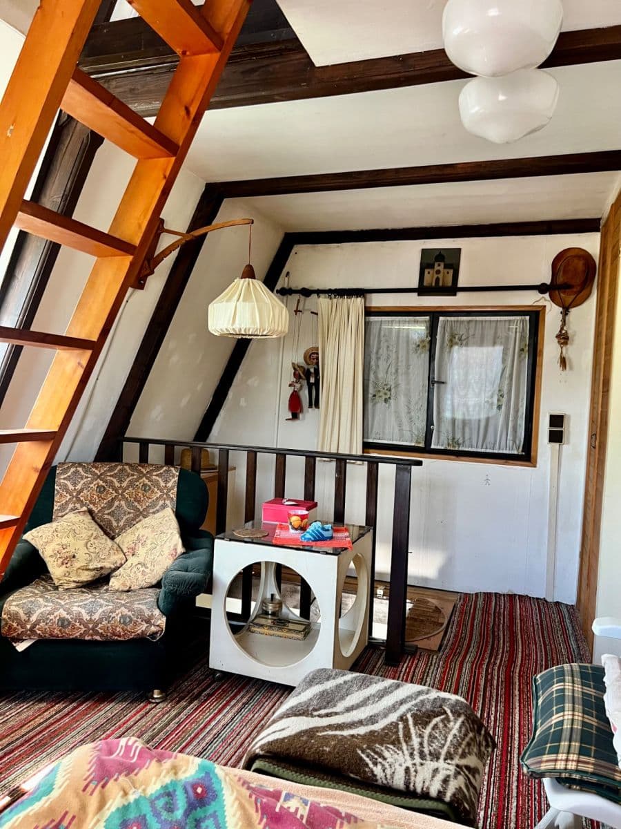 Prodej chaty, chalupy 18 m², pozemek 695 m², Mnichovice, Středočeský kraj Prodej chaty, chalupy 18 m², pozemek 695 m², Mnichovice, Středočeský kraj