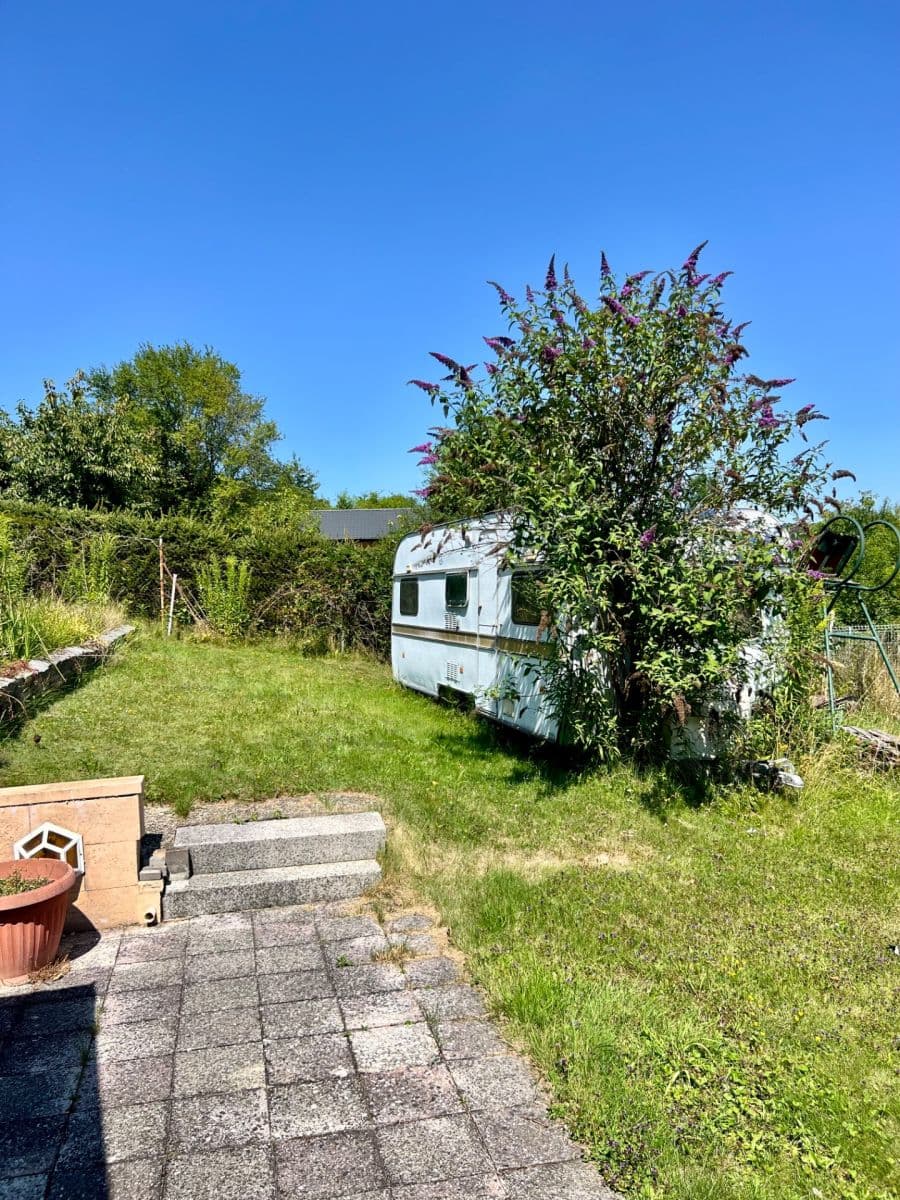 Prodej chaty, chalupy 18 m², pozemek 695 m², Mnichovice, Středočeský kraj Prodej chaty, chalupy 18 m², pozemek 695 m², Mnichovice, Středočeský kraj