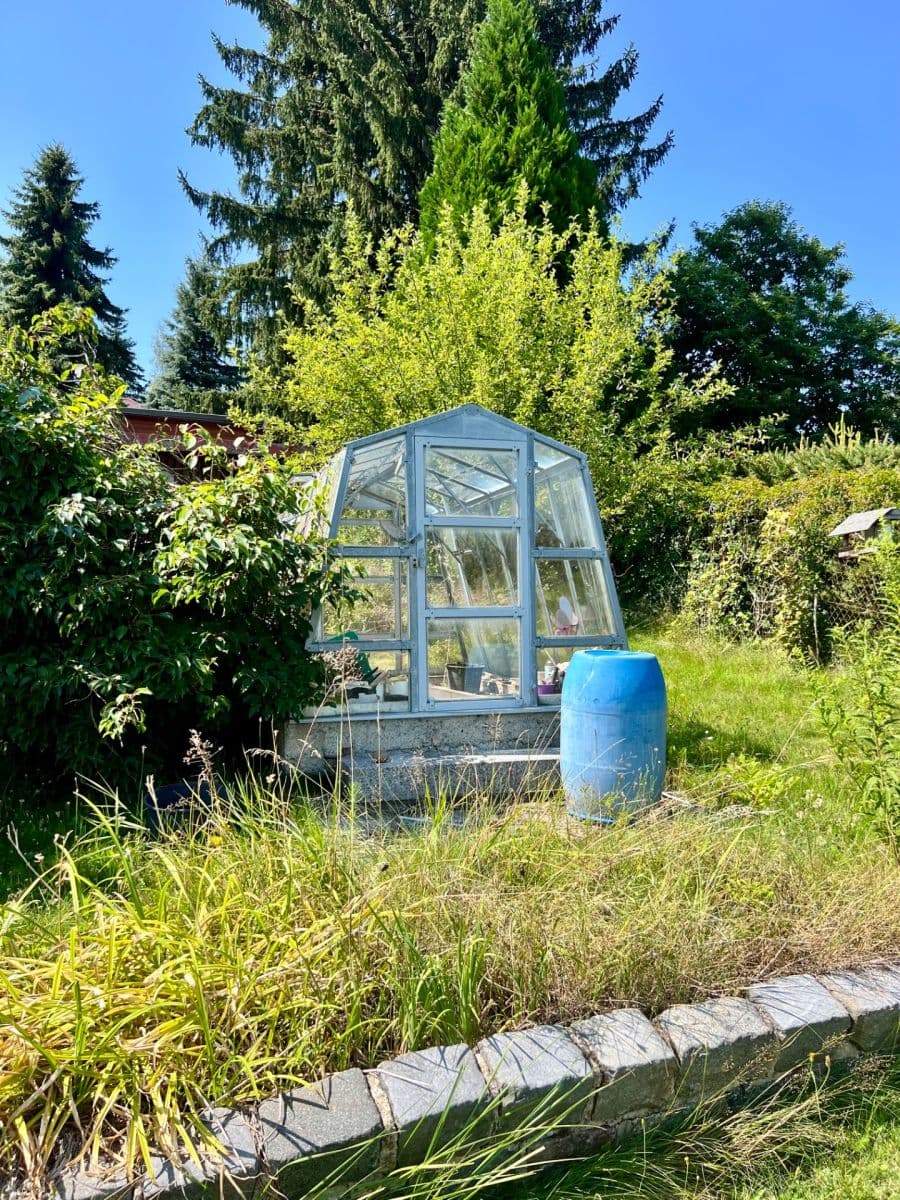 Prodej chaty, chalupy 18 m², pozemek 695 m², Mnichovice, Středočeský kraj Prodej chaty, chalupy 18 m², pozemek 695 m², Mnichovice, Středočeský kraj