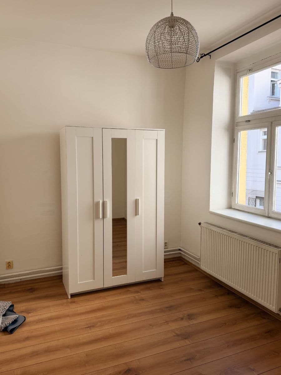 Pronájem bytu 1+1 40 m², Sokolovská, Praha, Praha Pronájem bytu 1+1 40 m², Sokolovská, Praha, Praha