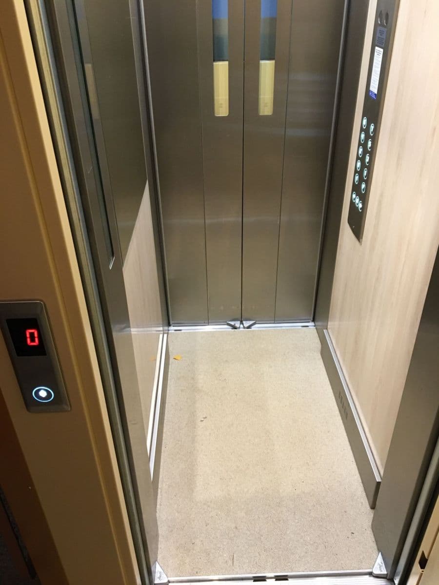Prodej bytu 1+1 35 m², Zvonková, Ústí nad Labem, Ústecký kraj Prodej bytu 1+1 35 m², Zvonková, Ústí nad Labem, Ústecký kraj