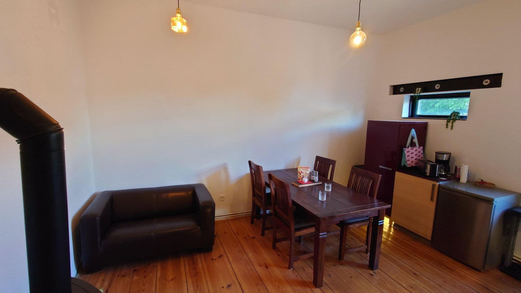 Pronájem bytu 3+1 71 m², Karl-Liebknecht-Str., Brandenburg an der Havel, Braniborsko Pronájem bytu 3+1 71 m², Karl-Liebknecht-Str., Brandenburg an der Havel, Braniborsko