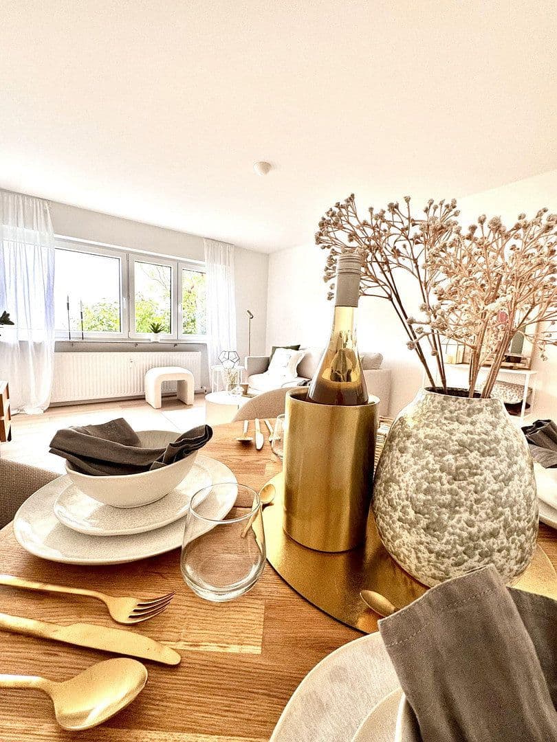 Prodej bytu 3+1 71 m², Esslingen am Neckar, Bádensko-Württembersko Prodej bytu 3+1 71 m², Esslingen am Neckar, Bádensko-Württembersko