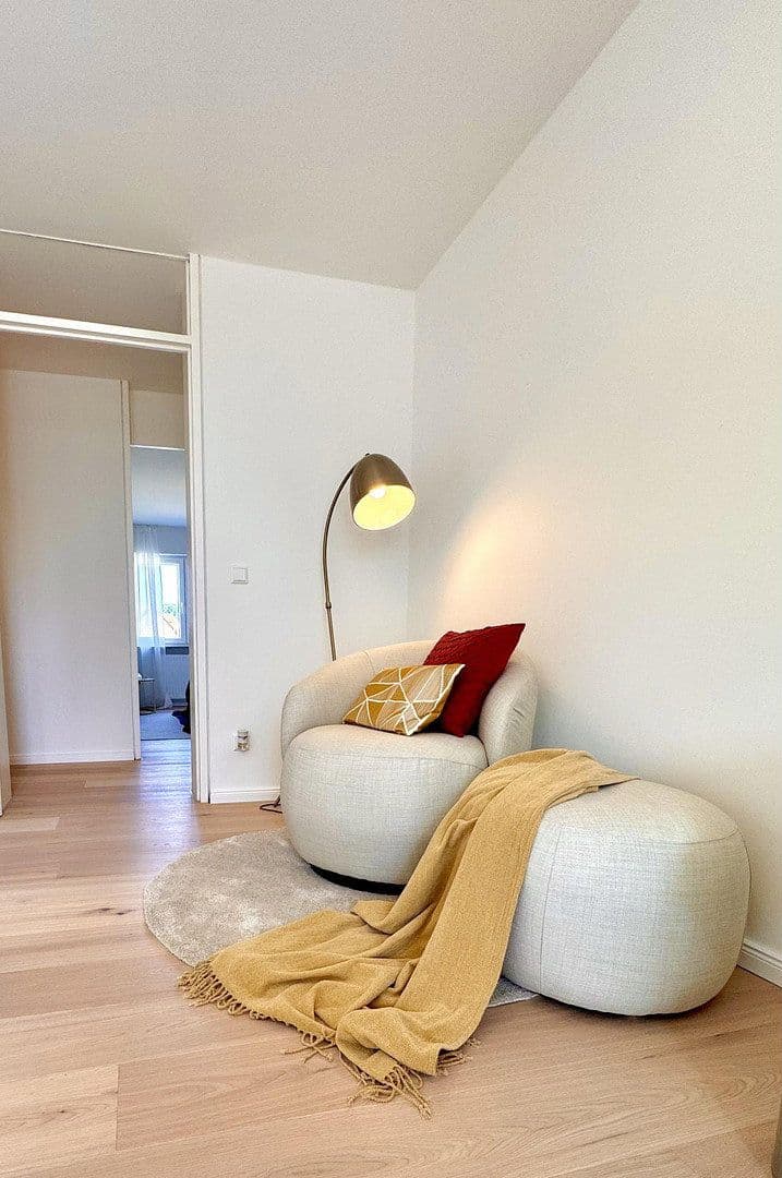 Prodej bytu 3+1 71 m², Esslingen am Neckar, Bádensko-Württembersko Prodej bytu 3+1 71 m², Esslingen am Neckar, Bádensko-Württembersko