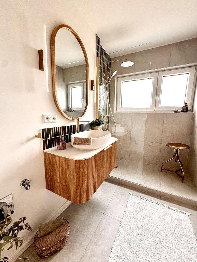 Prodej bytu 3+1 71 m², Esslingen am Neckar, Bádensko-Württembersko Prodej bytu 3+1 71 m², Esslingen am Neckar, Bádensko-Württembersko