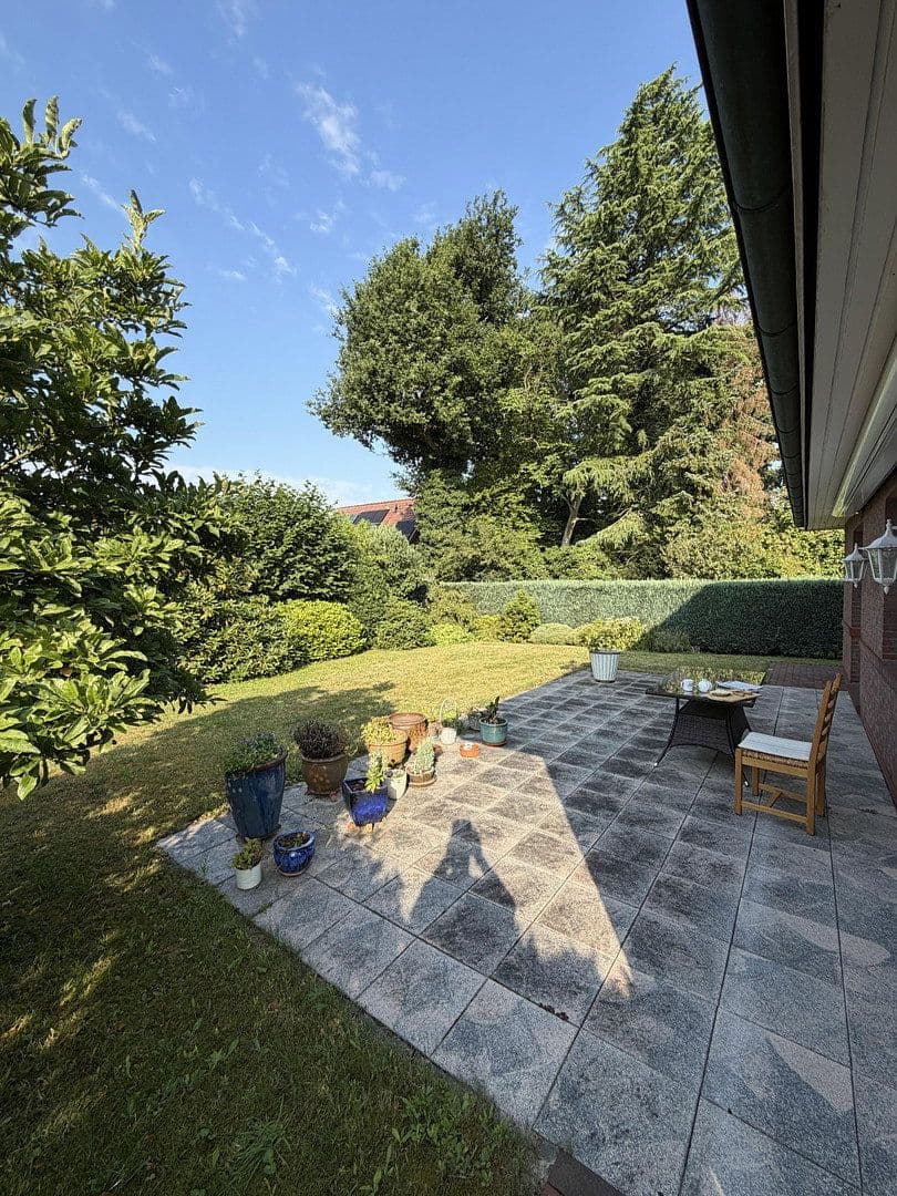Prodej domu 157 m², pozemek 584 m², Wiefelstede, Dolní Sasko Prodej domu 157 m², pozemek 584 m², Wiefelstede, Dolní Sasko