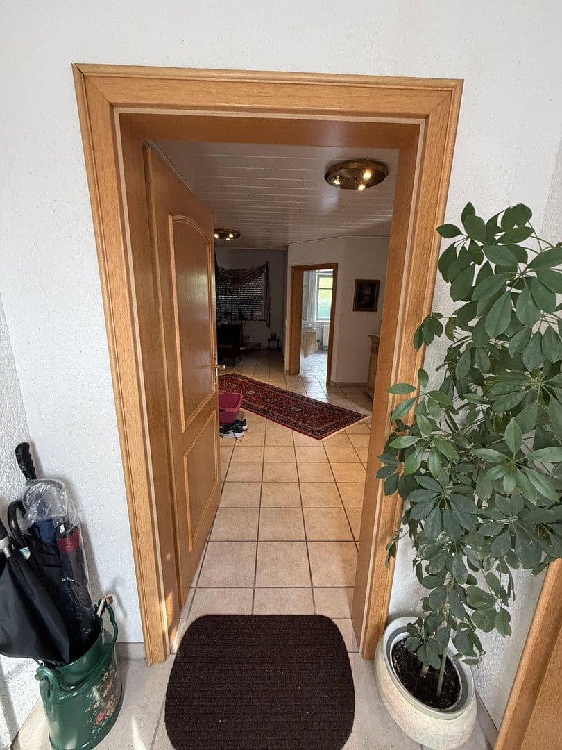 Prodej domu 157 m², pozemek 584 m², Wiefelstede, Dolní Sasko Prodej domu 157 m², pozemek 584 m², Wiefelstede, Dolní Sasko