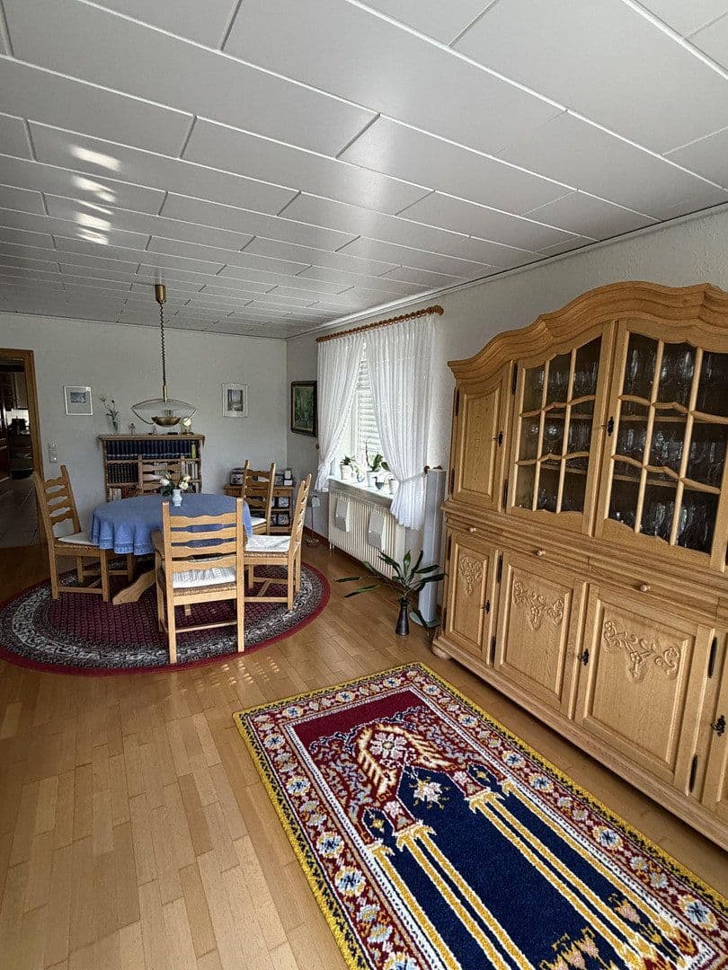 Prodej domu 157 m², pozemek 584 m², Wiefelstede, Dolní Sasko Prodej domu 157 m², pozemek 584 m², Wiefelstede, Dolní Sasko