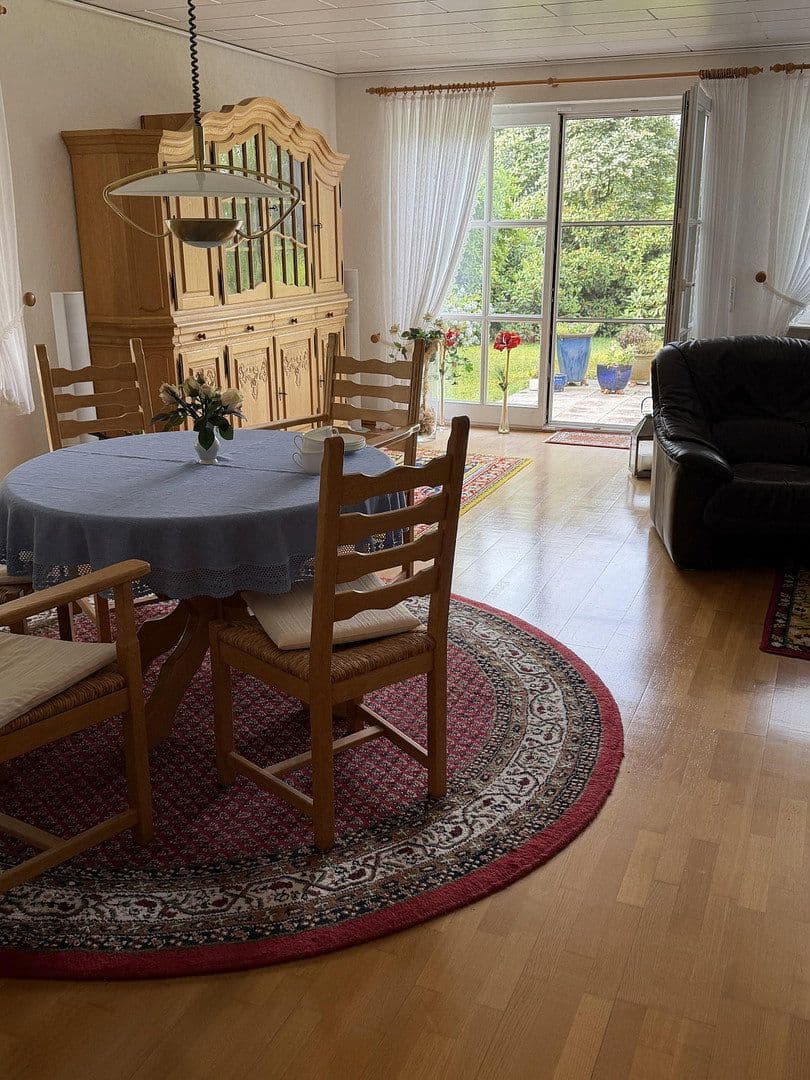 Prodej domu 157 m², pozemek 584 m², Wiefelstede, Dolní Sasko Prodej domu 157 m², pozemek 584 m², Wiefelstede, Dolní Sasko