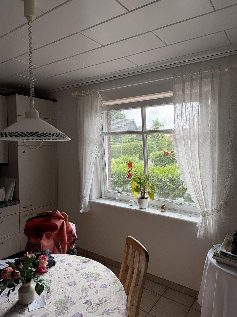 Prodej domu 157 m², pozemek 584 m², Wiefelstede, Dolní Sasko Prodej domu 157 m², pozemek 584 m², Wiefelstede, Dolní Sasko