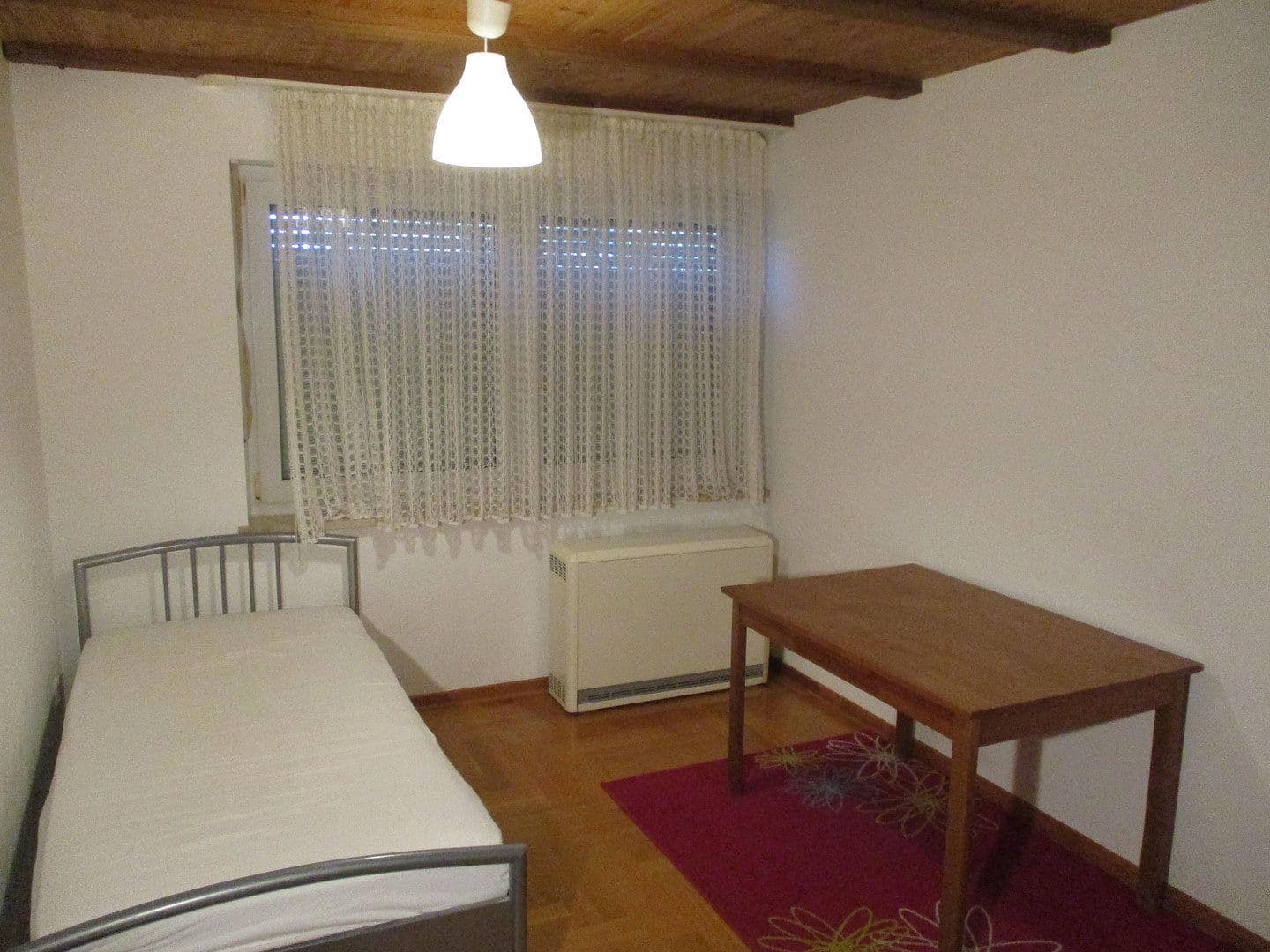 Prodej domu 280 m², pozemek 868 m², Üchtelhausen, Bavorsko Prodej domu 280 m², pozemek 868 m², Üchtelhausen, Bavorsko