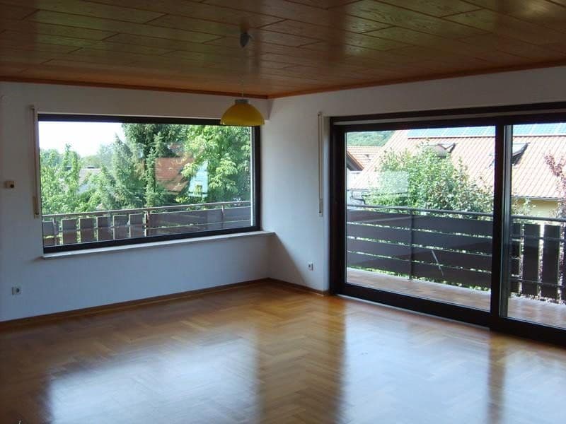 Prodej domu 280 m², pozemek 868 m², Üchtelhausen, Bavorsko Prodej domu 280 m², pozemek 868 m², Üchtelhausen, Bavorsko