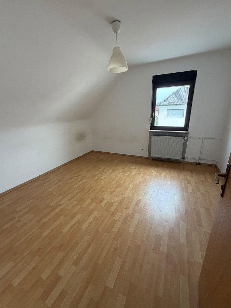 Pronájem domu 200 m², pozemek 250 m², Erlensee, Hessen Pronájem domu 200 m², pozemek 250 m², Erlensee, Hessen