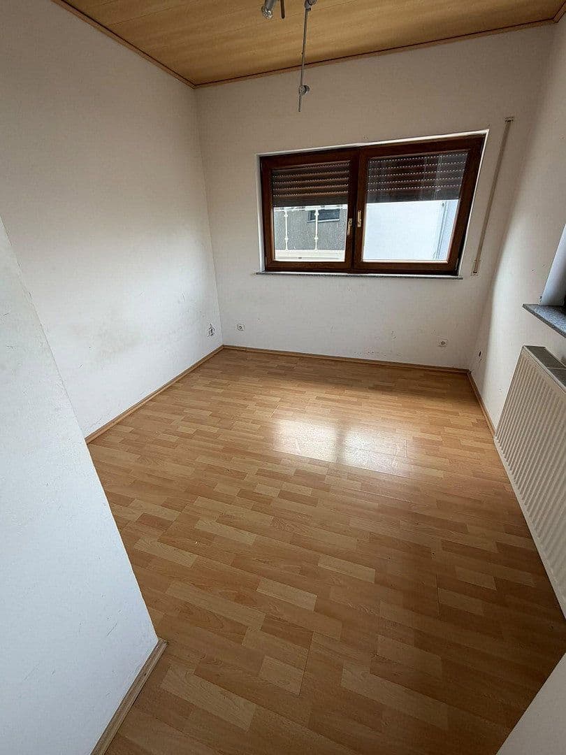 Pronájem domu 200 m², pozemek 250 m², Erlensee, Hessen Pronájem domu 200 m², pozemek 250 m², Erlensee, Hessen
