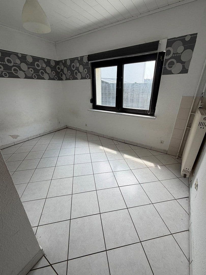 Pronájem domu 200 m², pozemek 250 m², Erlensee, Hessen Pronájem domu 200 m², pozemek 250 m², Erlensee, Hessen