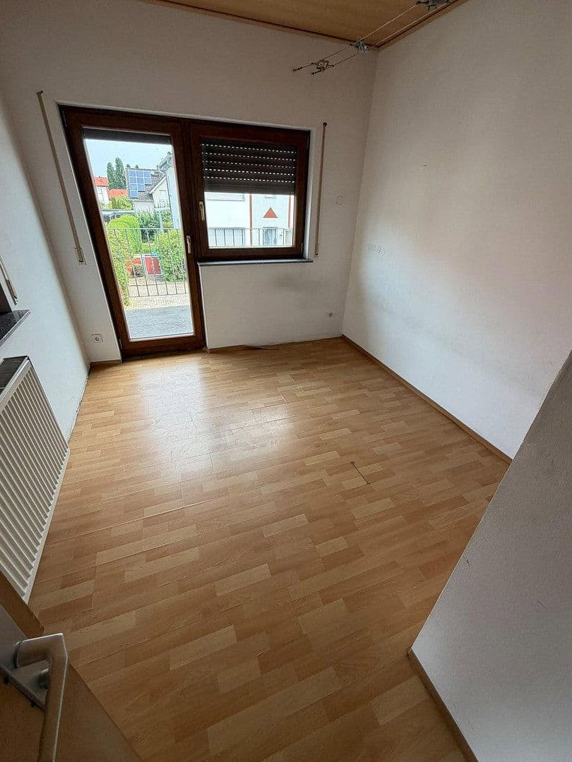 Pronájem domu 200 m², pozemek 250 m², Erlensee, Hessen Pronájem domu 200 m², pozemek 250 m², Erlensee, Hessen