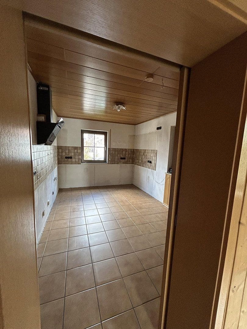 Prodej domu 150 m², pozemek 569 m², Banater Straße 46, Neutraubling, Bavorsko Prodej domu 150 m², pozemek 569 m², Banater Straße 46, Neutraubling, Bavorsko