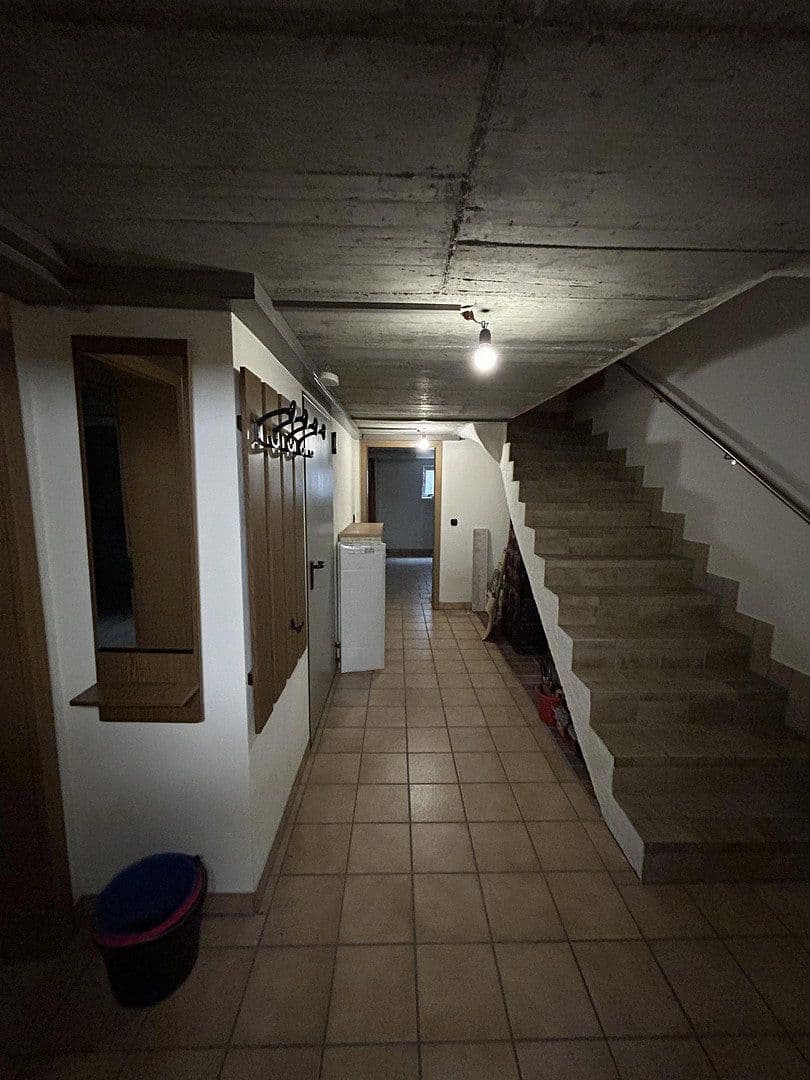 Prodej domu 150 m², pozemek 569 m², Banater Straße 46, Neutraubling, Bavorsko Prodej domu 150 m², pozemek 569 m², Banater Straße 46, Neutraubling, Bavorsko