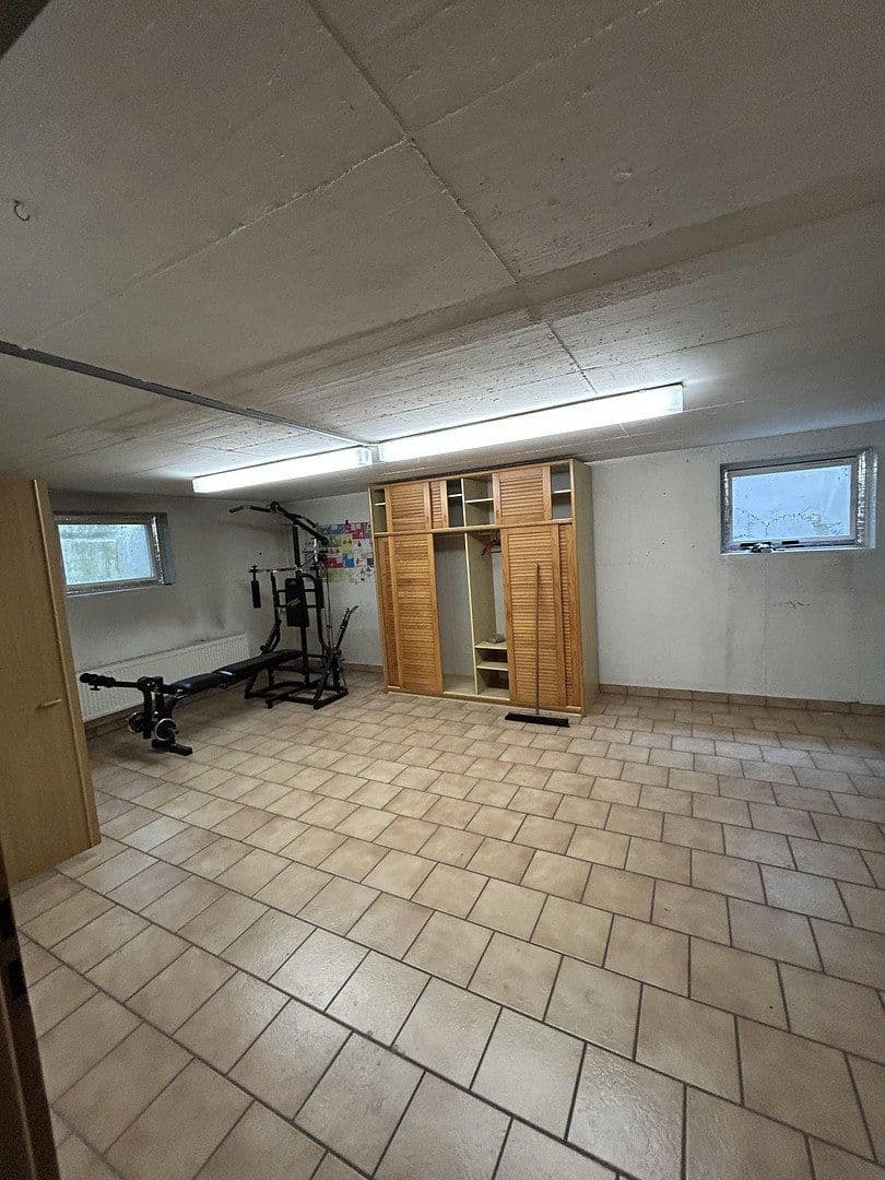 Prodej domu 150 m², pozemek 569 m², Banater Straße 46, Neutraubling, Bavorsko Prodej domu 150 m², pozemek 569 m², Banater Straße 46, Neutraubling, Bavorsko