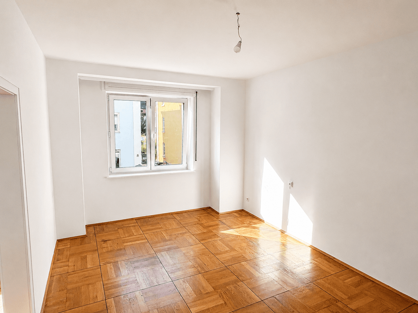 Prodej bytu 4+1 101 m², Neu-Ulm, Bavorsko Prodej bytu 4+1 101 m², Neu-Ulm, Bavorsko