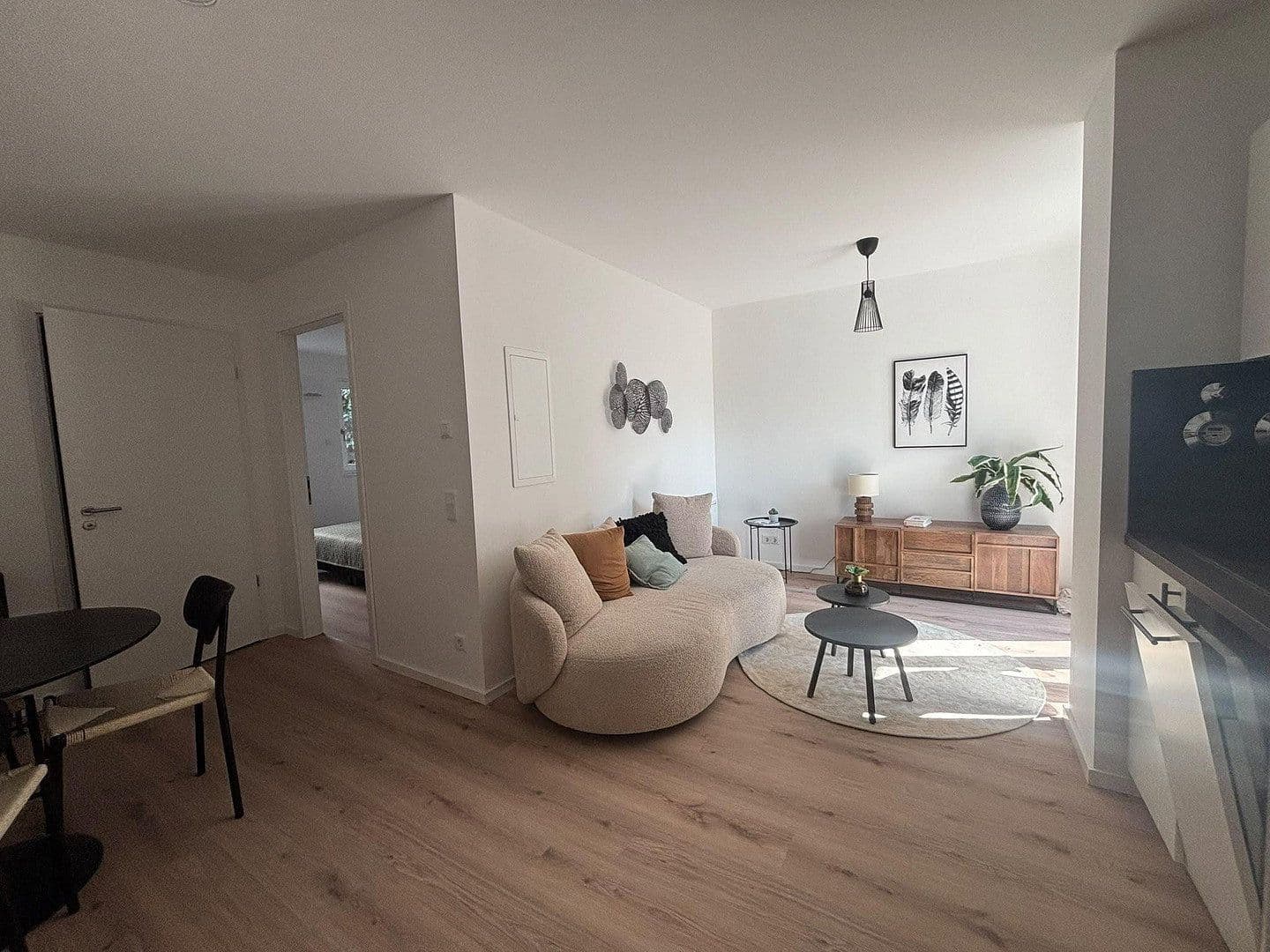 Pronájem bytu 2+1 58 m², Schweinauer Hauptstraße 1, Nürnberg, Bavorsko Pronájem bytu 2+1 58 m², Schweinauer Hauptstraße 1, Nürnberg, Bavorsko