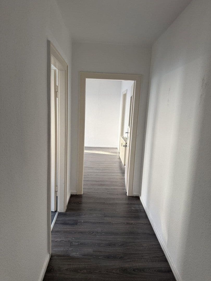 Pronájem bytu 2+1 50 m², Düsseldorf, Severní Porýní-Vestfálsko Pronájem bytu 2+1 50 m², Düsseldorf, Severní Porýní-Vestfálsko