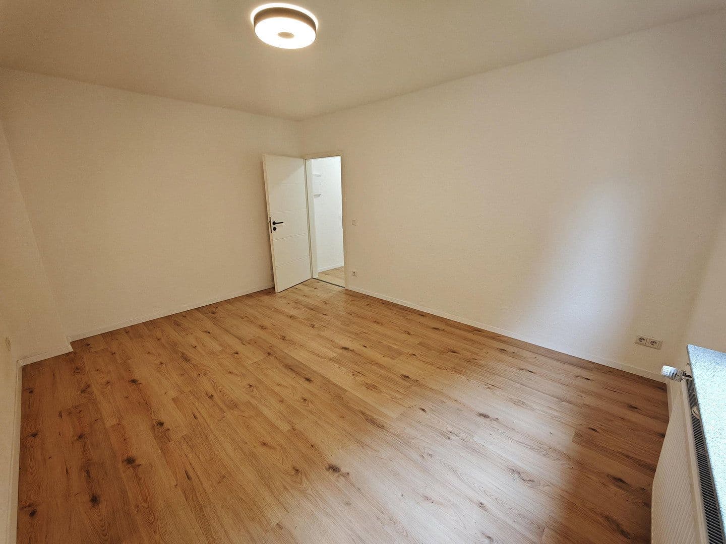 Prodej bytu 2+1 39 m², Schinkelstraße 8, Osnabrück, Dolní Sasko Prodej bytu 2+1 39 m², Schinkelstraße 8, Osnabrück, Dolní Sasko