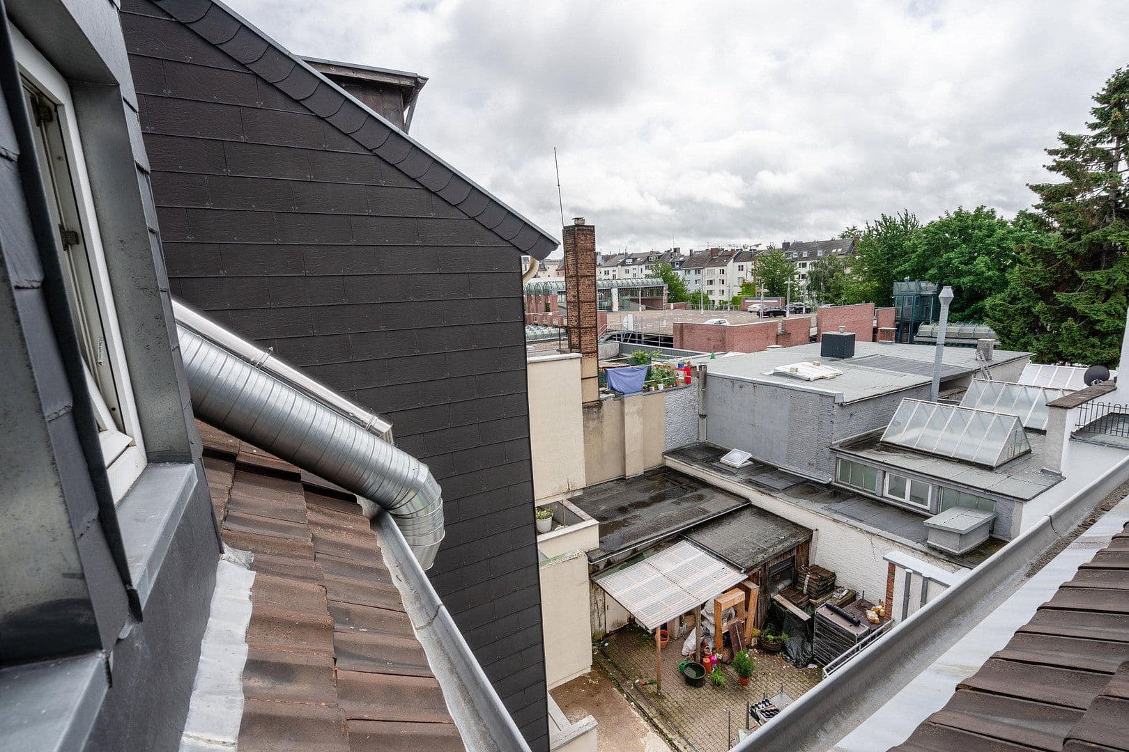 Pronájem bytu 3+1 100 m², Adalbertsteinweg 18-20, Cáchy, Severní Porýní-Vestfálsko Pronájem bytu 3+1 100 m², Adalbertsteinweg 18-20, Cáchy, Severní Porýní-Vestfálsko