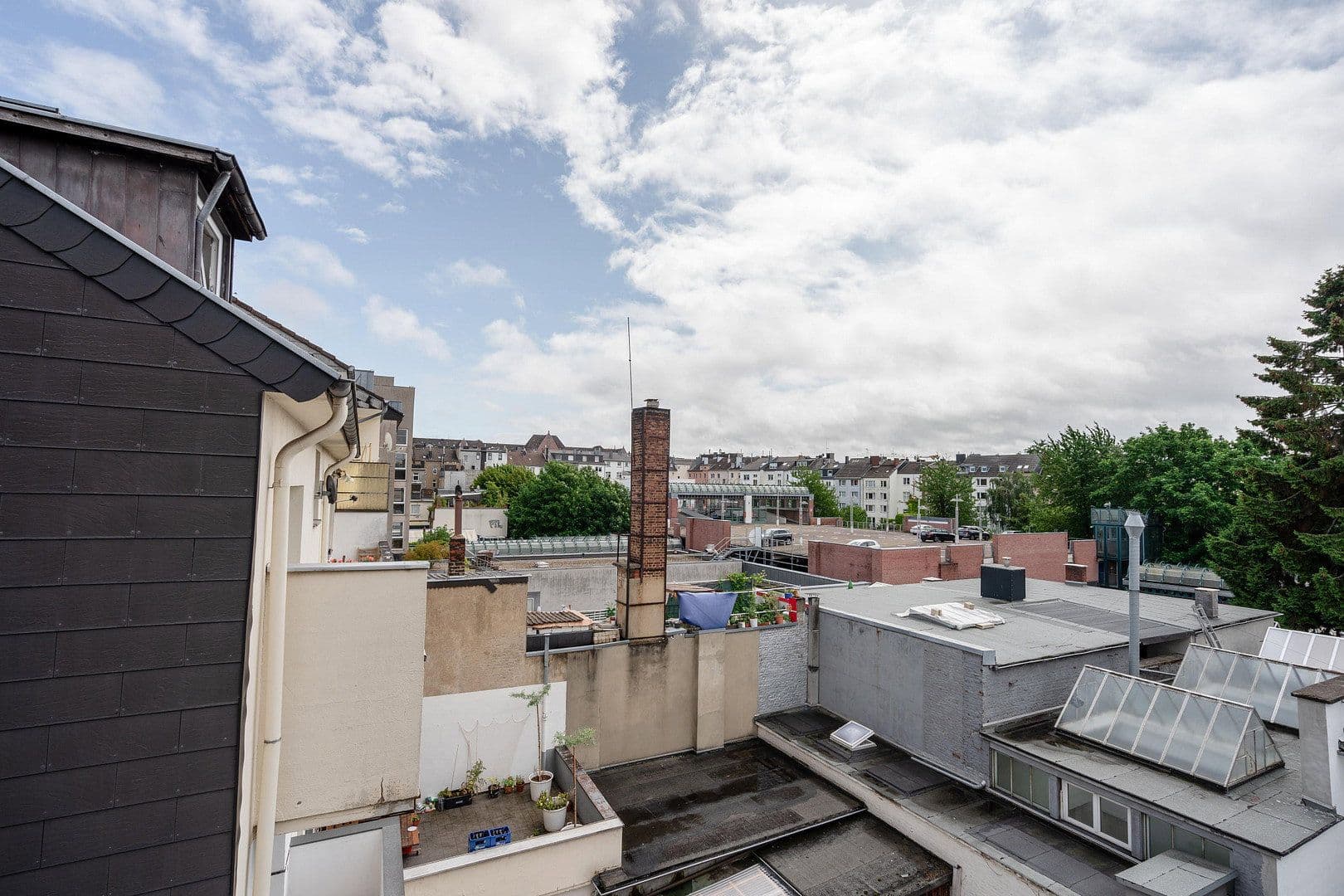 Pronájem bytu 3+1 100 m², Adalbertsteinweg 18-20, Cáchy, Severní Porýní-Vestfálsko Pronájem bytu 3+1 100 m², Adalbertsteinweg 18-20, Cáchy, Severní Porýní-Vestfálsko