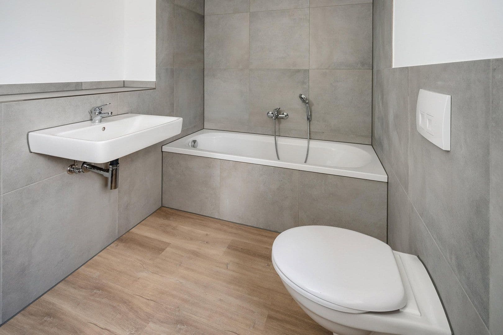 Pronájem bytu 3+1 100 m², Adalbertsteinweg 18-20, Cáchy, Severní Porýní-Vestfálsko Pronájem bytu 3+1 100 m², Adalbertsteinweg 18-20, Cáchy, Severní Porýní-Vestfálsko