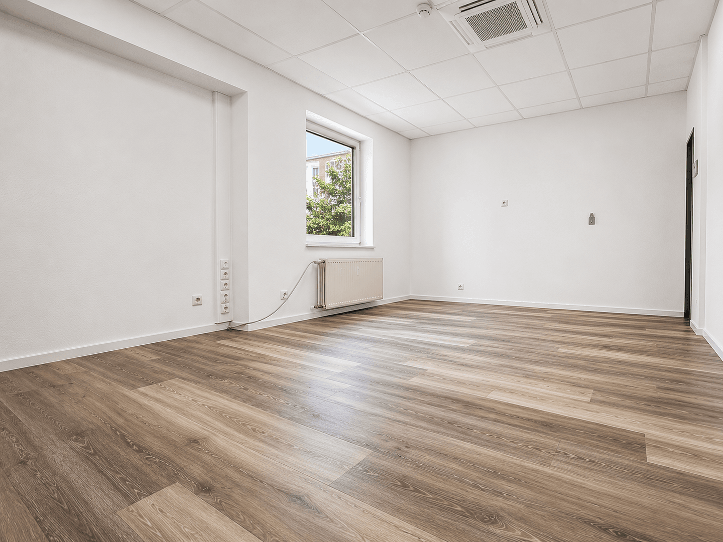 Prodej bytu 7+1 212 m², Stolberg, Severní Porýní-Vestfálsko Prodej bytu 7+1 212 m², Stolberg, Severní Porýní-Vestfálsko